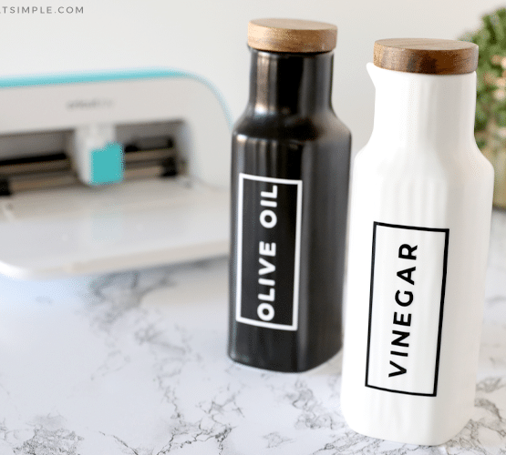 holiday gift basket with olive oil and vinegar