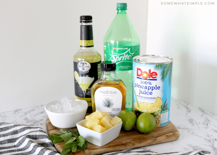 ingredients to make a pineapple margarita