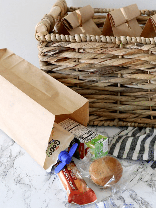 Grab and Go Breakfast Bags Somewhat Simple