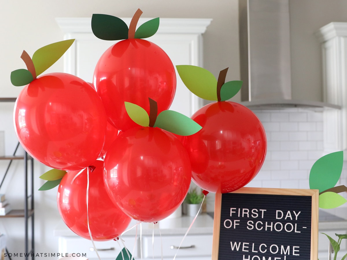 red apple ballooons