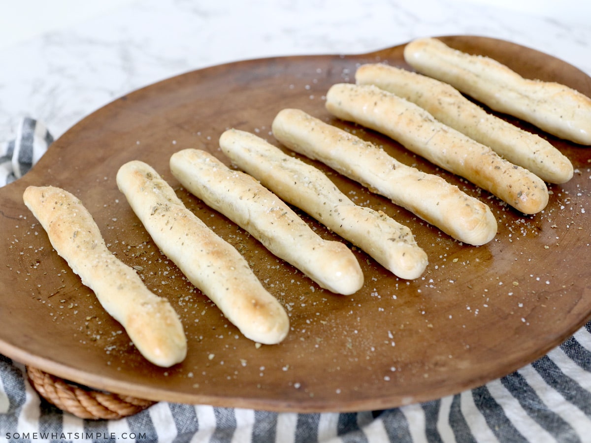 seasoned breadsticks