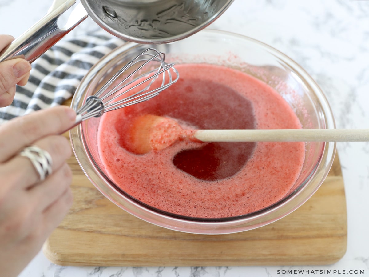 adding pectin to strawberries