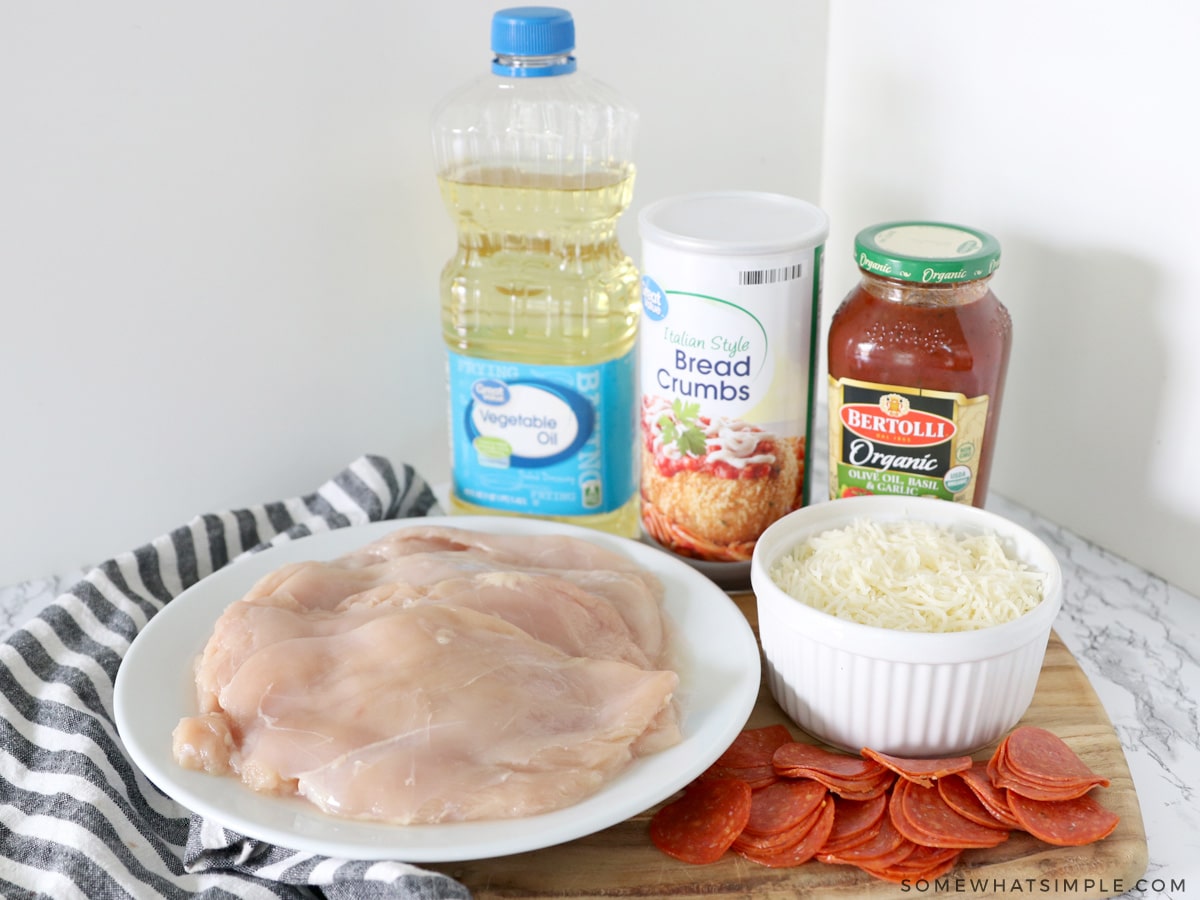 ingredients to make chicken pizzaiola