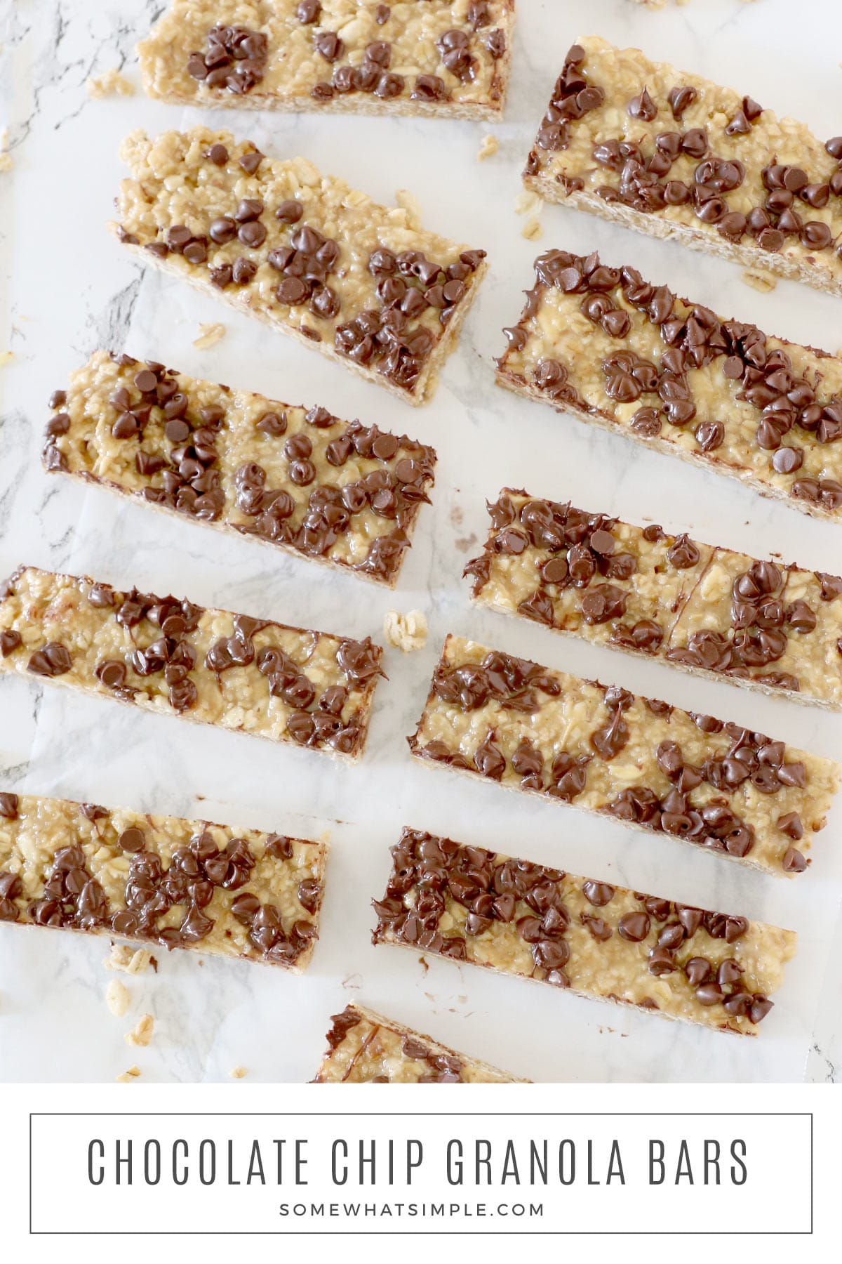 Homemade granola bars are easy to make and taste delicious! This simple chocolate chip granola bar recipe uses only 5 ingredients and requires no time in the oven! via @somewhatsimple