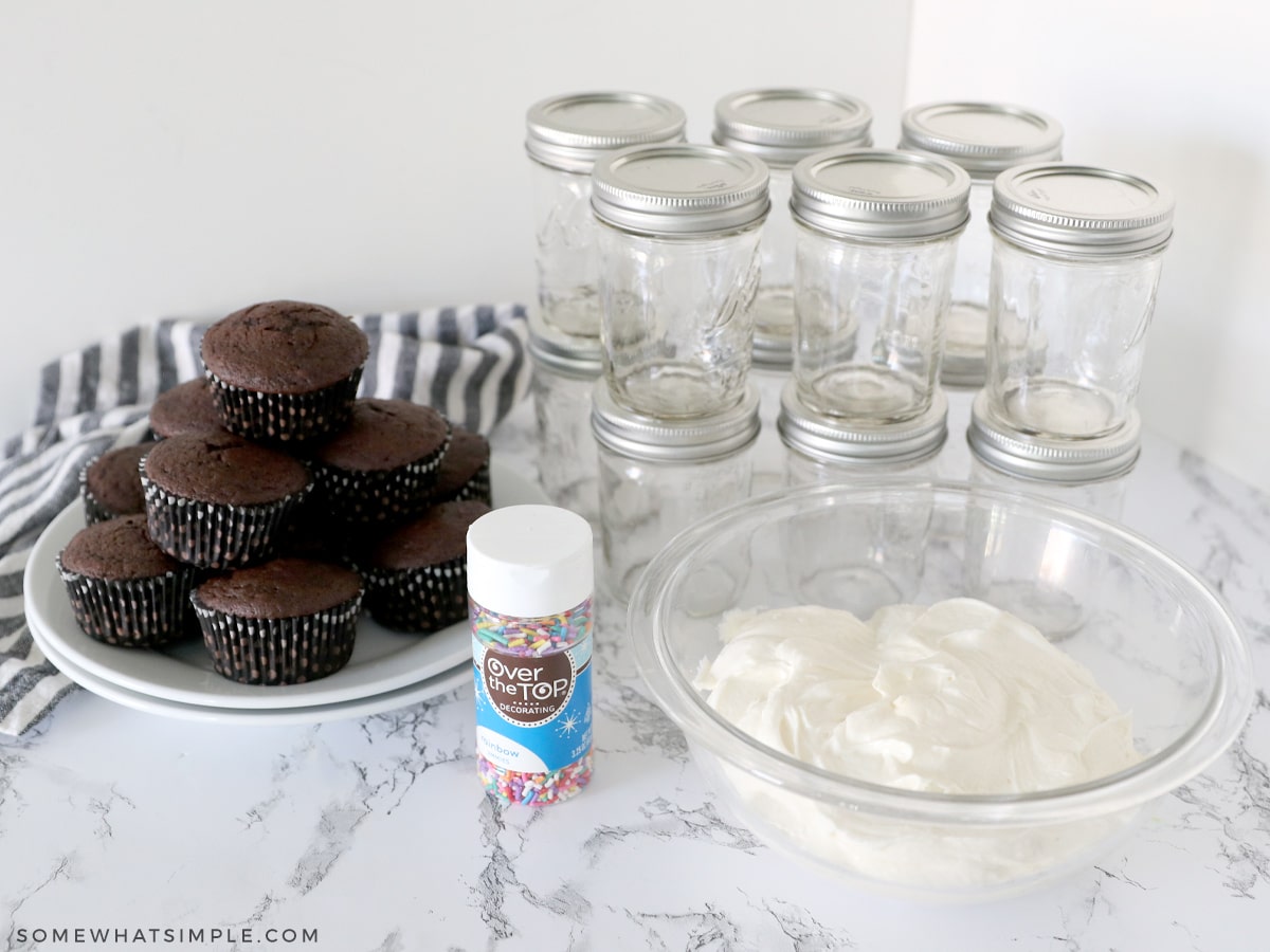 supplies needed for cupcakes in a jar