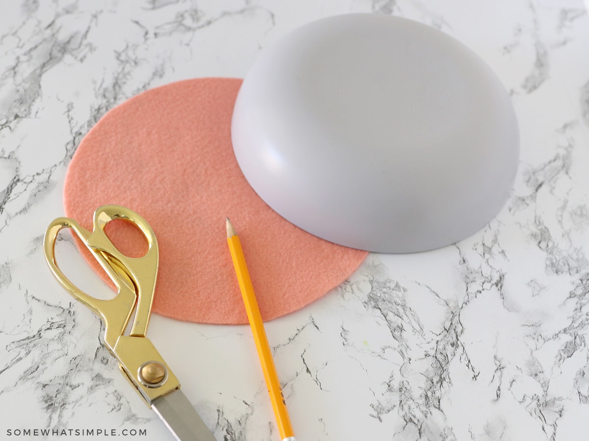 using a bowl to cut out a circle