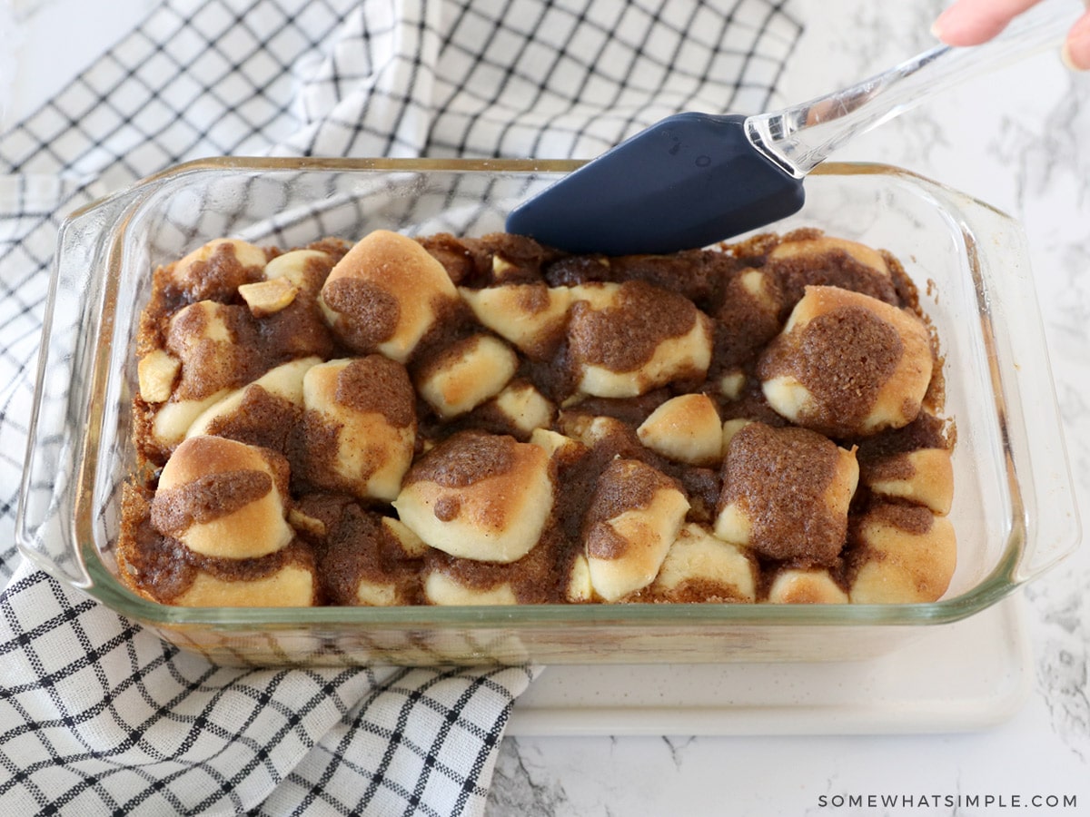 baked apple cinnamon bread