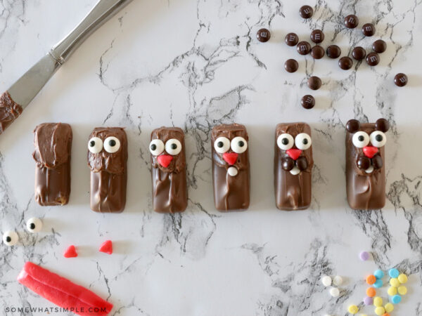 how to make a groundhog from a mini candy bar