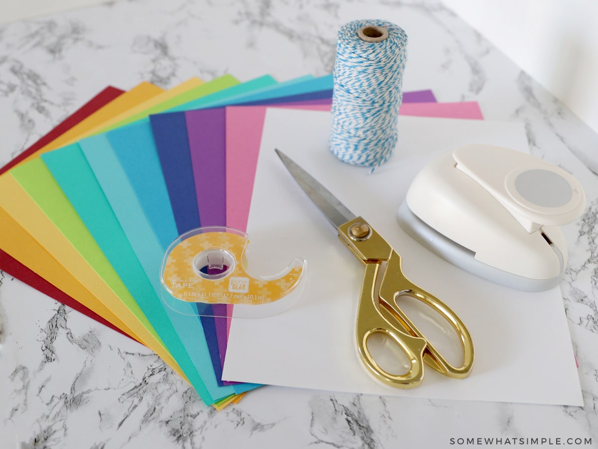 How to make paper garland without outlet sewing
