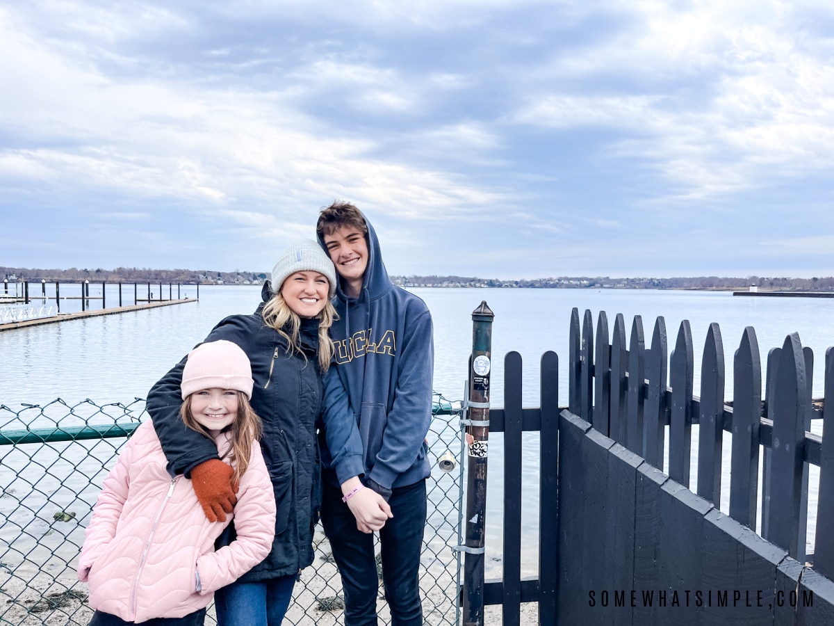 mom and kids at salem harbor