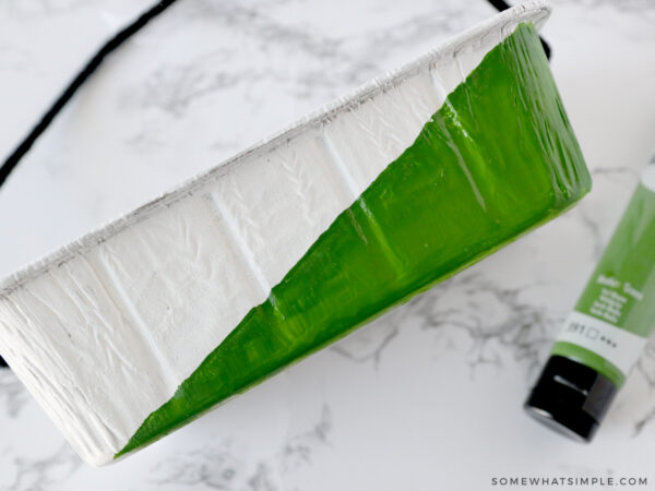 painting a loaf pan to make it colorful