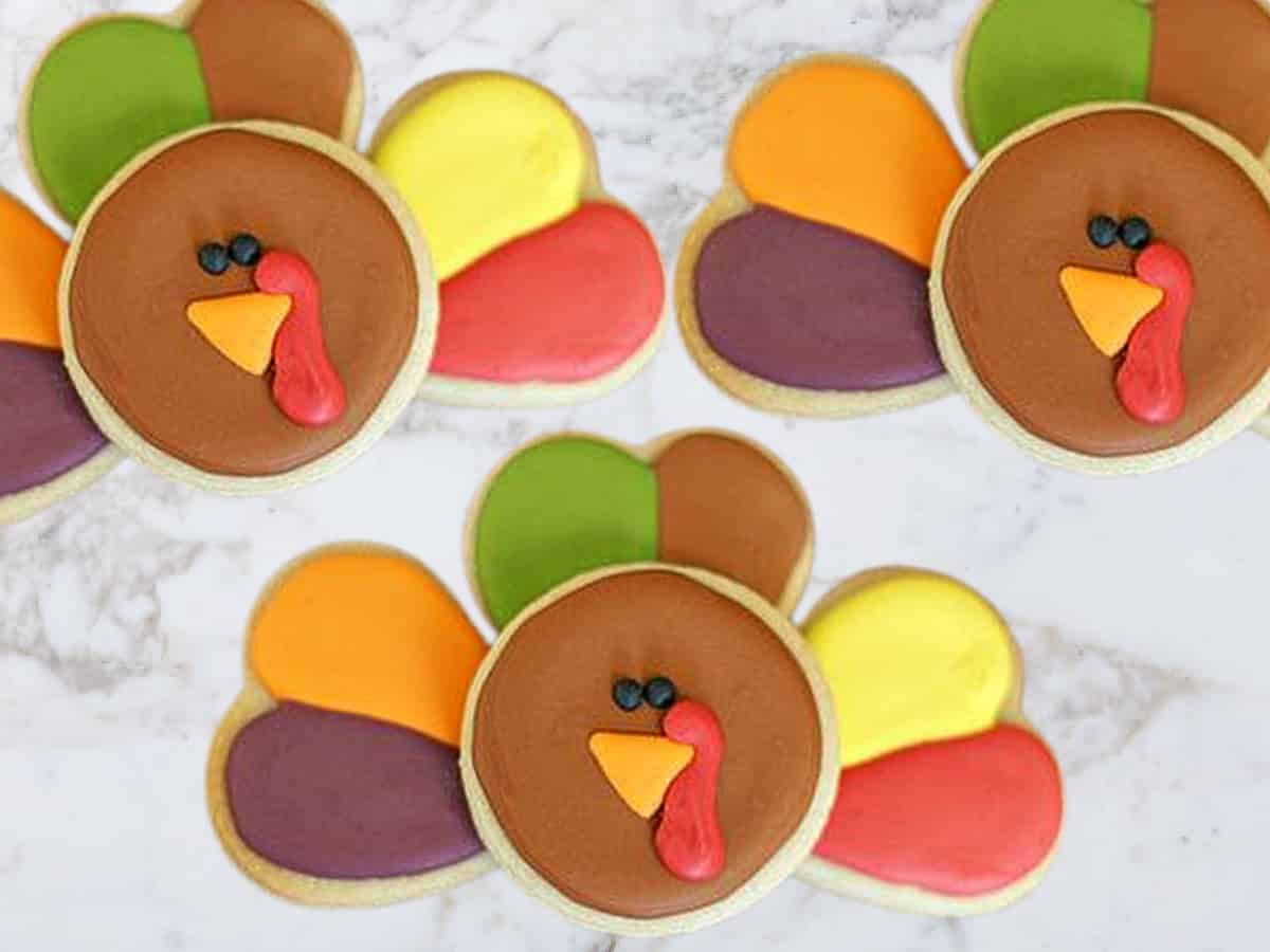 3 cookies in the shape of a turkey