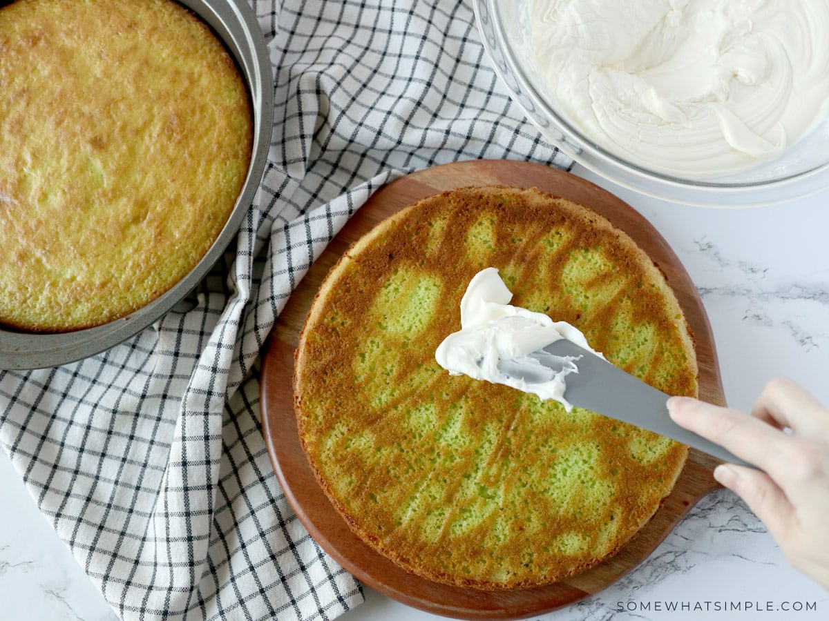 frosting a lime cake