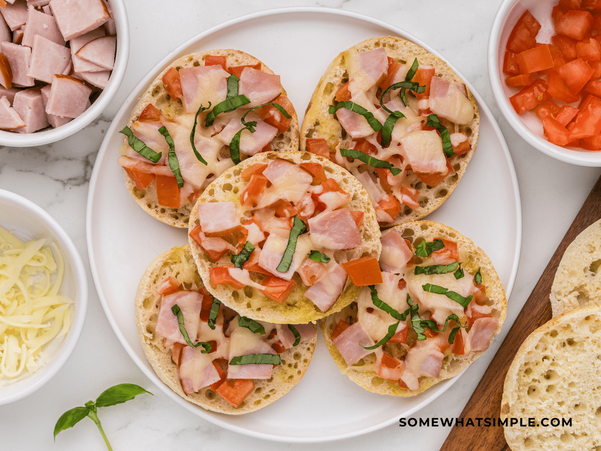 finishes product of Bruschetta breakfast on white plate